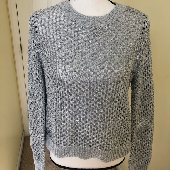 SOLD! Brand new Barr lll Net Top In beautiful silver. - Picture 2 of 6